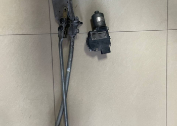 698517  трапеція і моторчики на vw touareg 371